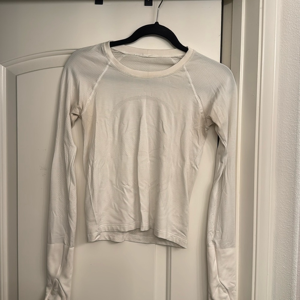 LULULEMON swiftly tech long sleeve